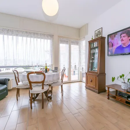Residenza La Terrazza Di Dante Apartment *
